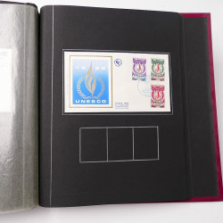 Collection historique de timbres de France 1967-1969 en un album.