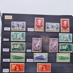 Collection de timbres de France 1849-1943 neufs et oblitérés en un album.