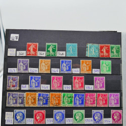 Collection de timbres de France 1849-1943 neufs et oblitérés en un album.