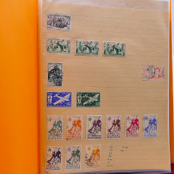 Lot de timbres d'anciennes colonies françaises neufs et oblitérés.