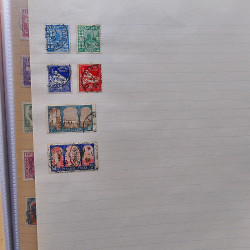 Lot de timbres d'anciennes colonies françaises neufs et oblitérés.