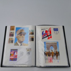 Vrac philatélique de timbres du monde neufs et oblitérés en un carton.