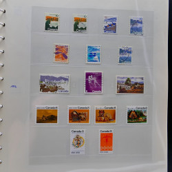 Collection timbres de Canada 1870-1992 neufs et oblitérés en un album.