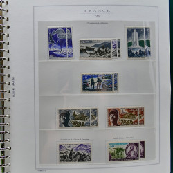 Collection timbres de France 1961-1977 neufs** complet en album Marini.