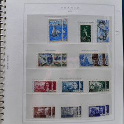 Collection timbres de France 1961-1977 neufs** complet en album Marini.