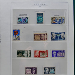 Collection timbres de France 1961-1977 neufs** complet en album Marini.