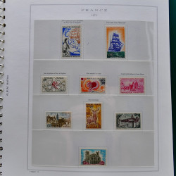 Collection timbres de France 1961-1977 neufs** complet en album Marini.