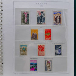 Collection timbres de France 1961-1977 neufs** complet en album Marini.