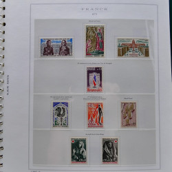 Collection timbres de France 1961-1977 neufs** complet en album Marini.