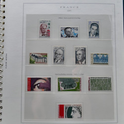 Collection timbres de France 1961-1977 neufs** complet en album Marini.