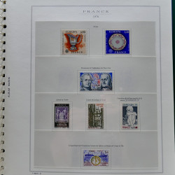 Collection timbres de France 1961-1977 neufs** complet en album Marini.