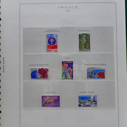 Collection timbres de France 1961-1977 neufs** complet en album Marini.