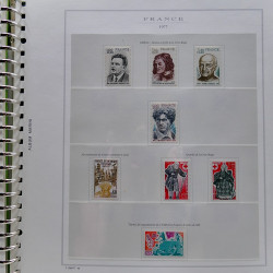 Collection timbres de France 1961-1977 neufs** complet en album Marini.