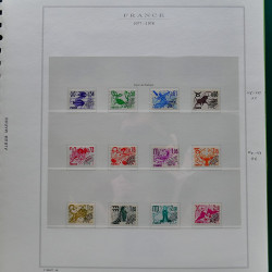 Collection timbres de France 1961-1977 neufs** complet en album Marini.