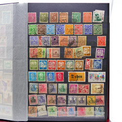 Vrac philatélique de timbres de France et tous pays en un carton.