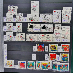 Vrac philatélique de timbres de France et tous pays en un carton.