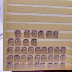 Vrac philatélique de timbres de France et tous pays en un carton.