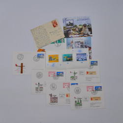 Vrac philatélique de timbres de France et tous pays en un carton.