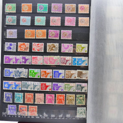 Vrac philatélique de timbres de France et tous pays en un carton.