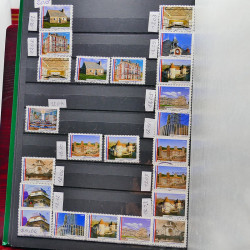 Vrac philatélique de timbres de France et tous pays en un carton.