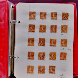Vrac philatélique de timbres de France et tous pays en un carton.