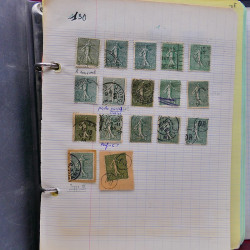 Vrac philatélique de timbres de France et tous pays en un carton.