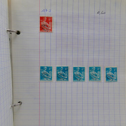 Vrac philatélique de timbres de France et tous pays en un carton.