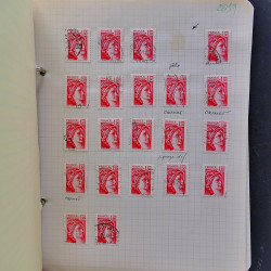 Vrac philatélique de timbres de France et tous pays en un carton.