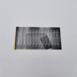Vrac philatélique de timbres de France et tous pays en un carton.