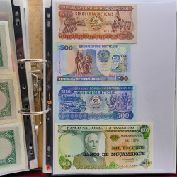 Collection billets de banque tous pays neufs et anciens en un album.