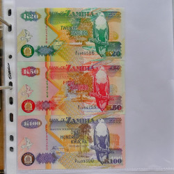 Collection billets de banque tous pays neufs et anciens en un album.
