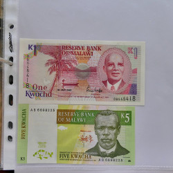 Collection billets de banque tous pays neufs et anciens en un album.