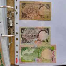 Collection billets de banque tous pays neufs et anciens en un album.