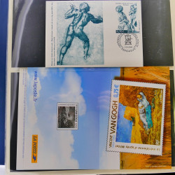 Collection entiers postaux de France 2004-2005 en album Lindner.