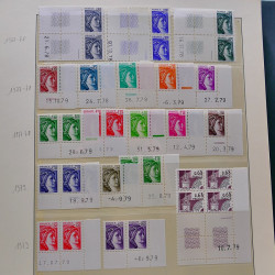 Collection timbres de France 1974-1982 neufs** et oblitérés complet en album Lindner.