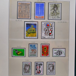 Collection timbres de France 1974-1982 neufs** et oblitérés complet en album Lindner.