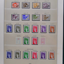 Collection timbres de France 1974-1982 neufs** et oblitérés complet en album Lindner.