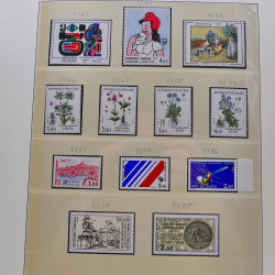 Collection timbres de France 1983-1988 neufs** complet en album Lindner.