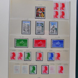 Collection timbres de France 1983-1988 neufs** complet en album Lindner.