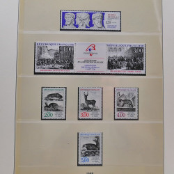 Collection timbres de France 1983-1988 neufs** complet en album Lindner.