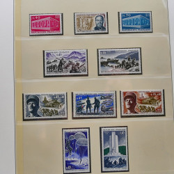 Collection timbres de France 1965-1974 neufs** en album Lindner.