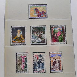 Collection timbres de France 1965-1974 neufs** en album Lindner.