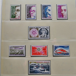 Collection timbres de France 1965-1974 neufs** en album Lindner.