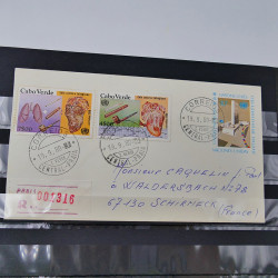 Collection timbres et divers thématique Lutte contre le tabagisme.