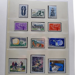 Collection timbres de France 1949-1962 neuf** complet en album Lindner.