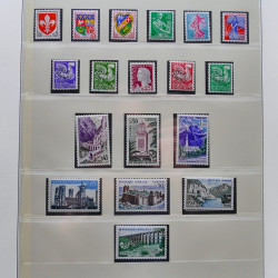 Collection timbres de France 1949-1962 neuf** complet en album Lindner.