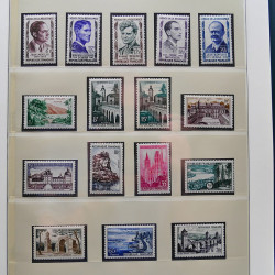 Collection timbres de France 1949-1962 neuf** complet en album Lindner.