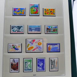 Collection timbres de France 1989-1997 neuf** complet en album.