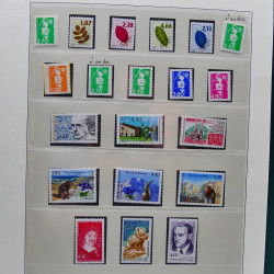 Collection timbres de France 1989-1997 neuf** complet en album.