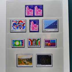 Collection timbres de France 1989-1997 neuf** complet en album.